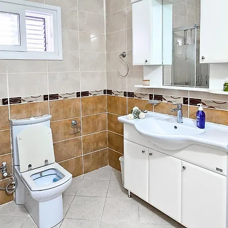 W Private Pool 7 Min To Coast In Kyrenia